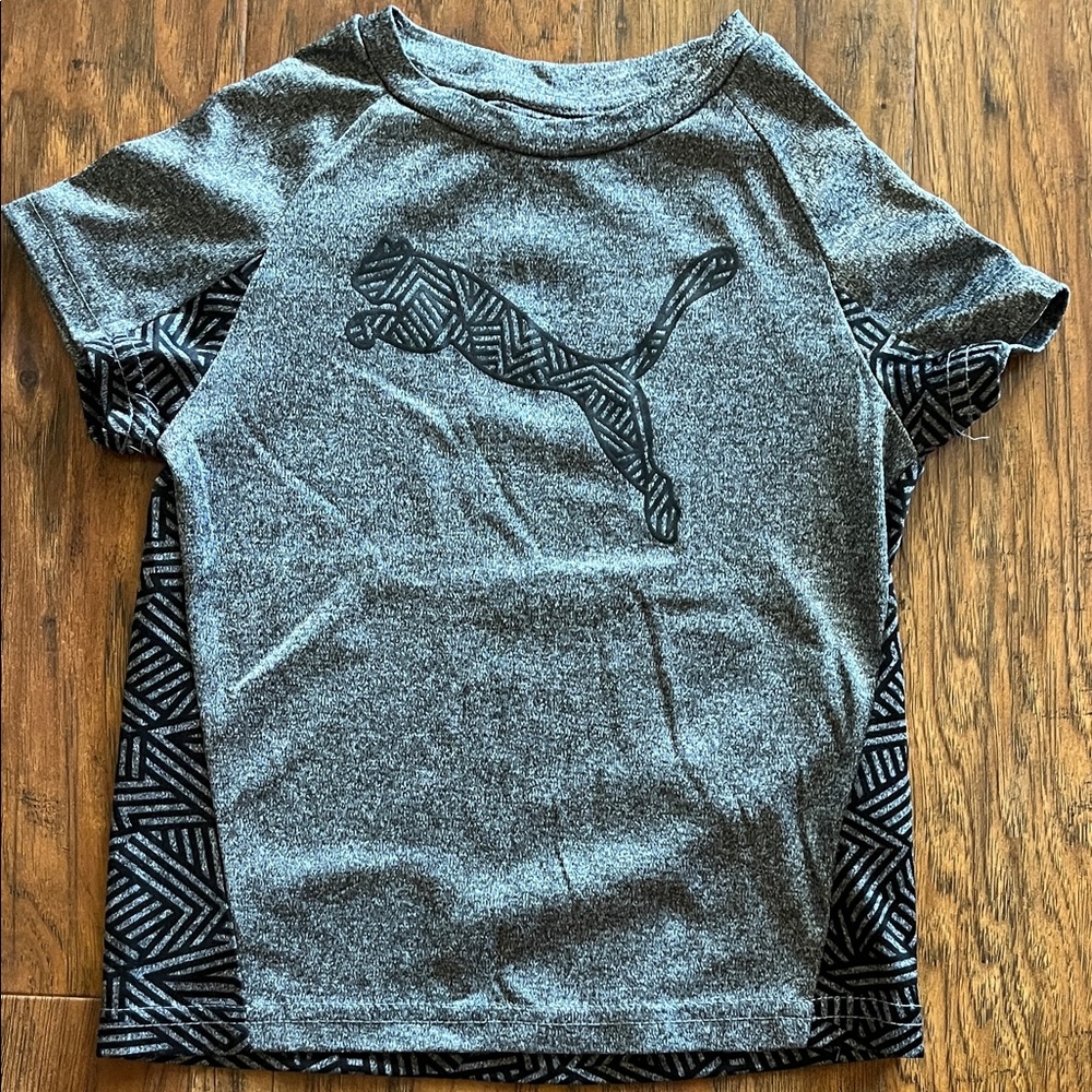 Puma Kids Black and Gray Patterned Tee